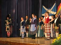 Celovečerni nastop Škotov v Artičah